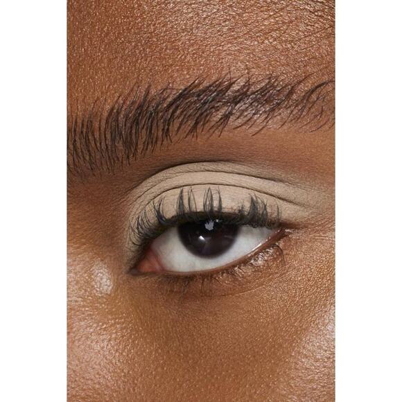 about face smell before rain matte eye paint - Picture 2 of 3